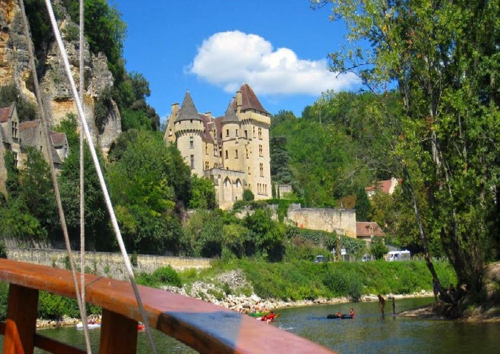 Chambre Du Sabotier - Studio Troglodytique - A 100 M Baignade En Riviere - Location De Canoe - Circuits Cyclo - Aire De Pique-Nique - 3 Restaurants كاستلناود لا شابيل المظهر الخارجي الصورة